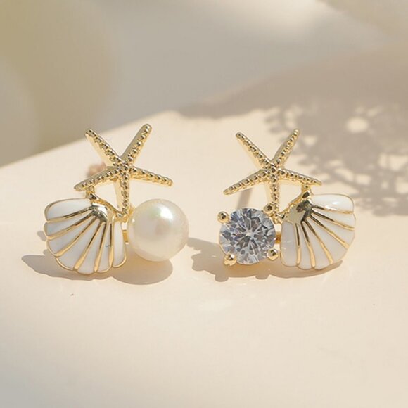 Starfish Shell Shaped Stud Earrings - Picture 1 of 2